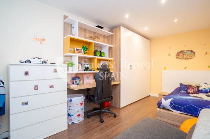 Image No.41-4 Bed Villa for sale