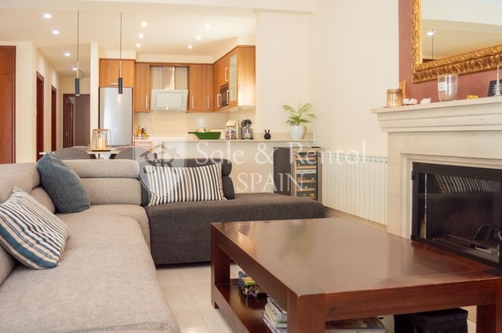 Image No.8-4 Bed Villa for sale