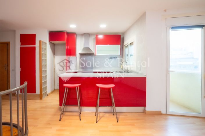 Image No.12-2 Bed Flat for sale