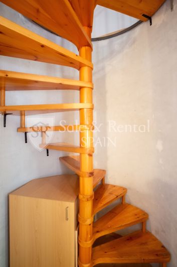 Image No.15-2 Bed Flat for sale