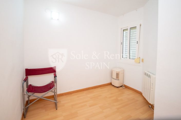 Image No.24-2 Bed Flat for sale