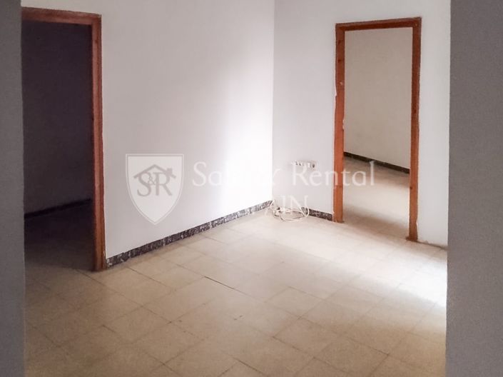 Image No.19-2 Bed Flat for sale