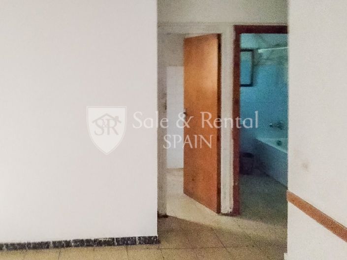 Image No.23-2 Bed Flat for sale