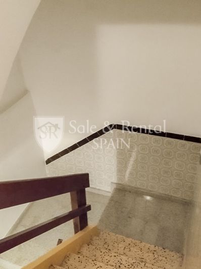 Image No.4-2 Bed Flat for sale