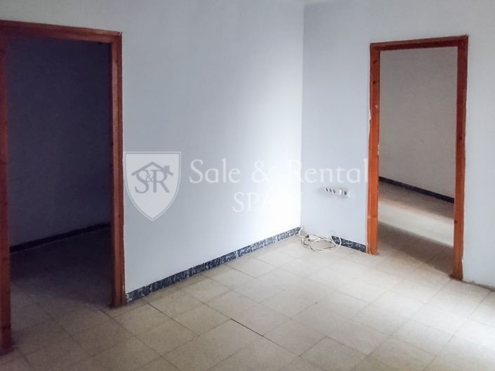 Image No.9-2 Bed Flat for sale