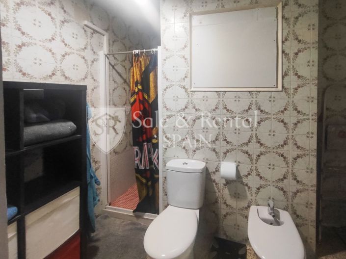 Image No.34-4 Bed Flat for sale