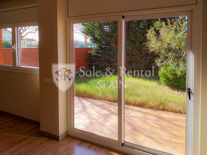 Image No.4-5 Bed Property for sale