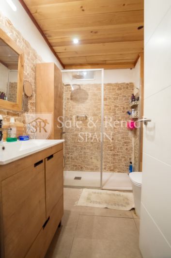 Image No.4-2 Bed Flat for sale