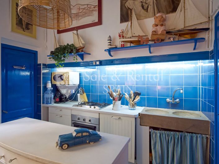 Image No.15-6 Bed Villa for sale