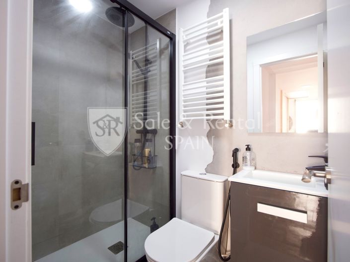 Image No.40-6 Bed Villa for sale