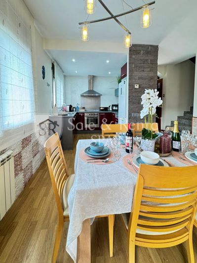 Image No.10-3 Bed Villa for sale