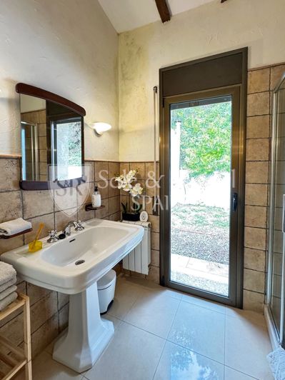 Image No.17-3 Bed Villa for sale