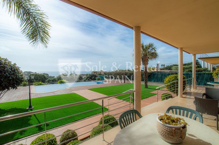 Image No.19-6 Bed Villa for sale