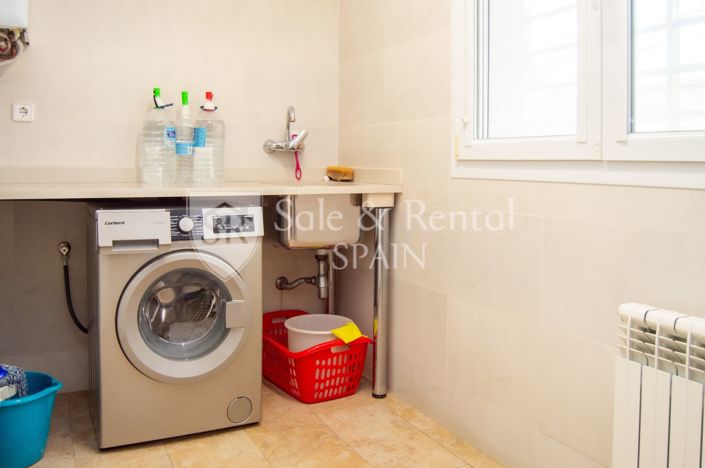 Image No.30-6 Bed Villa for sale