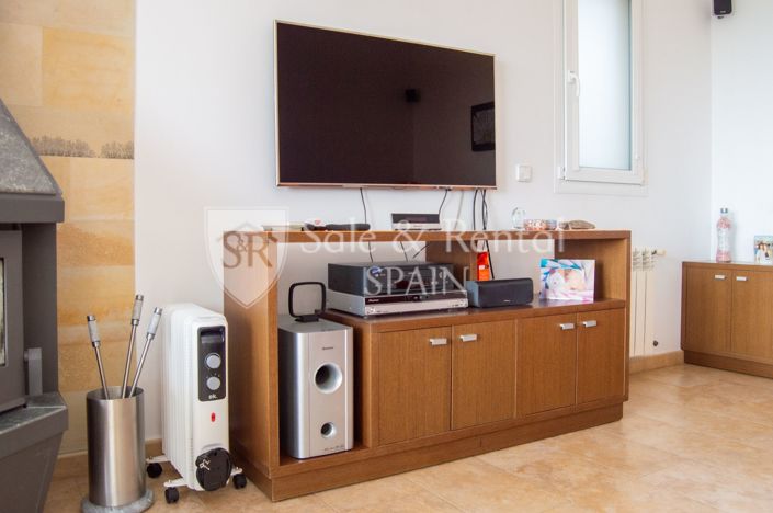 Image No.8-6 Bed Villa for sale