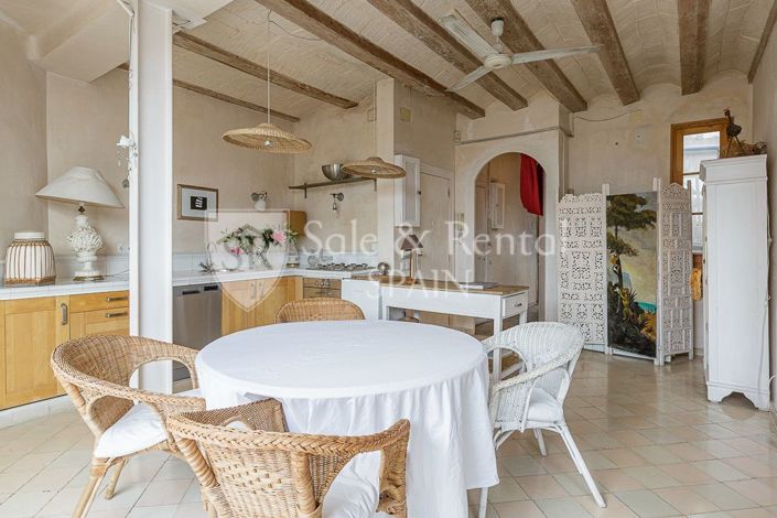 Image No.18-3 Bed Flat for sale