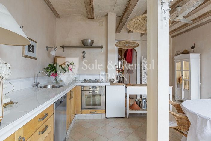 Image No.19-3 Bed Flat for sale