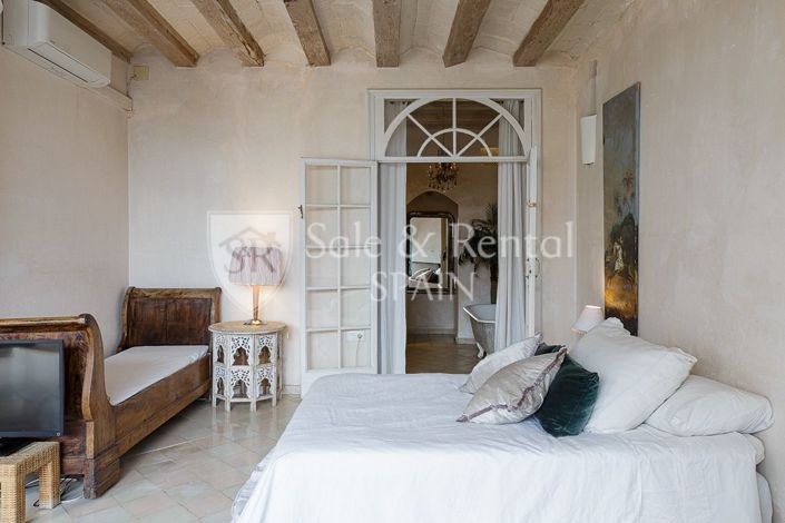 Image No.22-3 Bed Flat for sale