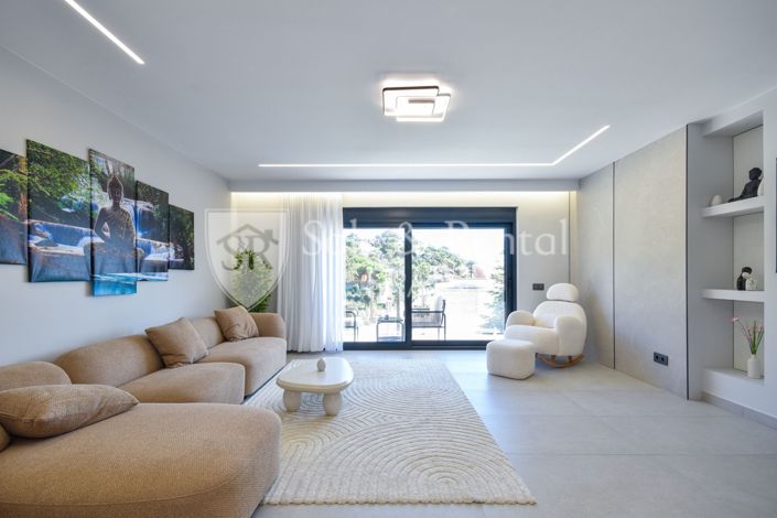 Image No.23-9 Bed Villa for sale