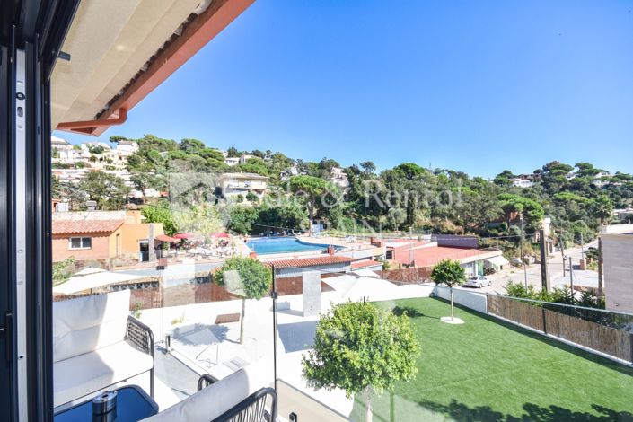 Image No.27-9 Bed Villa for sale