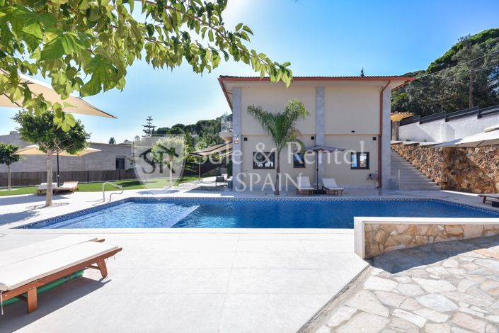 Image No.49-9 Bed Villa for sale