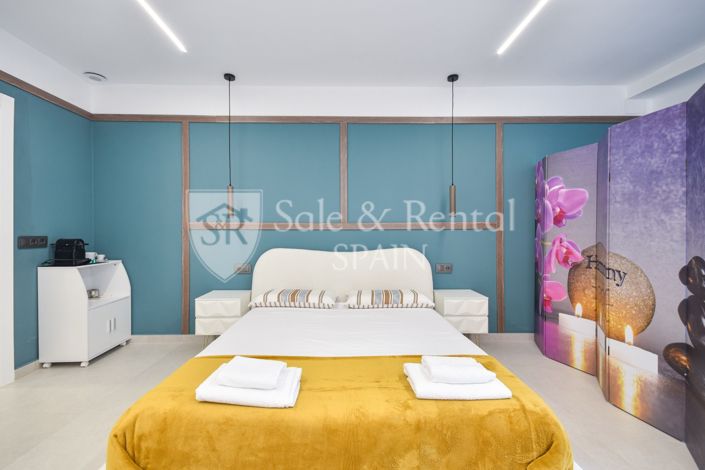 Image No.60-9 Bed Villa for sale