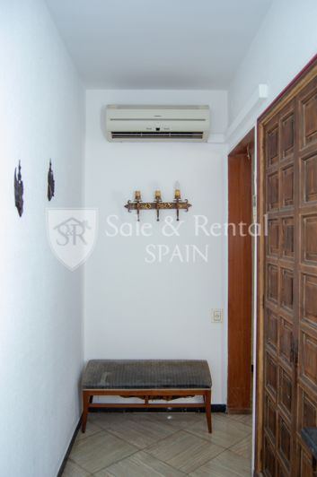 Image No.21-4 Bed Property for sale