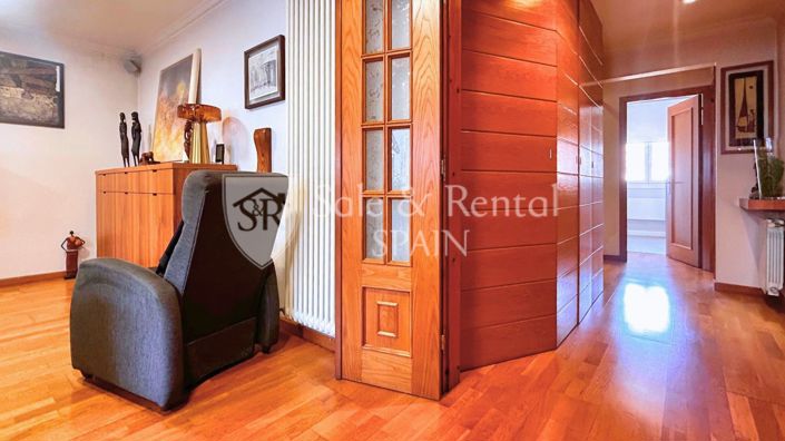 Image No.10-3 Bed Flat for sale