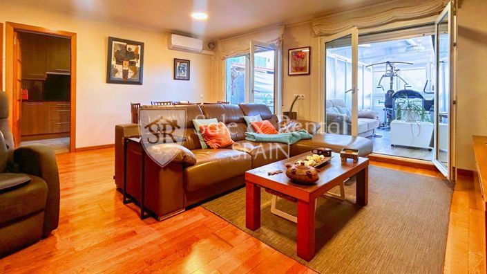 Image No.7-3 Bed Flat for sale