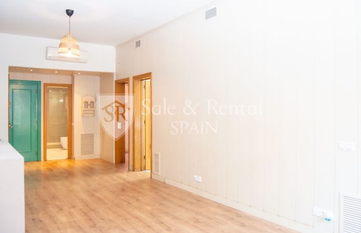 Image No.11-4 Bed Flat for sale