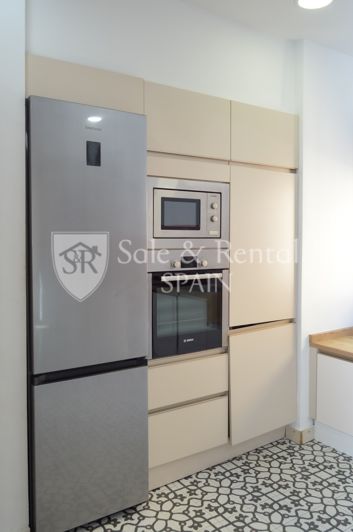 Image No.14-4 Bed Flat for sale