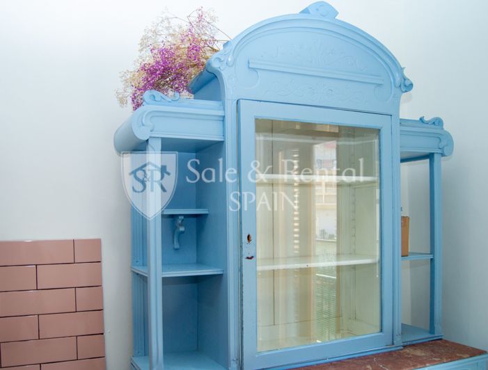 Image No.18-4 Bed Flat for sale