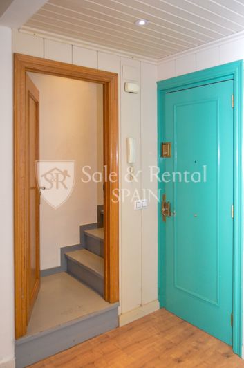 Image No.23-4 Bed Flat for sale