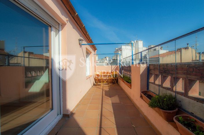 Image No.4-4 Bed Flat for sale