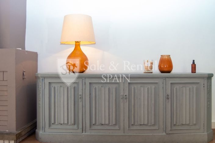 Image No.8-4 Bed Flat for sale