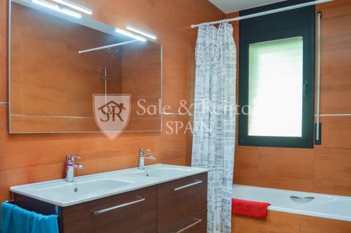 Image No.22-5 Bed Villa for sale