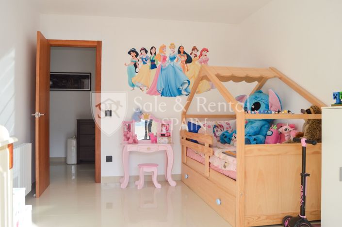 Image No.25-5 Bed Villa for sale