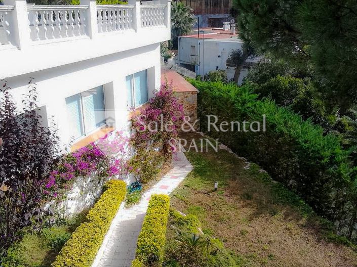 Image No.17-6 Bed Villa for sale