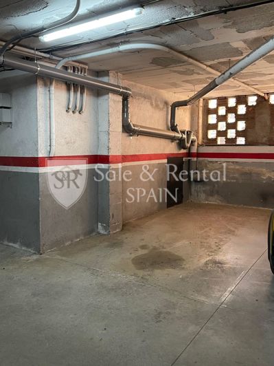 Image No.19-4 Bed Flat for sale