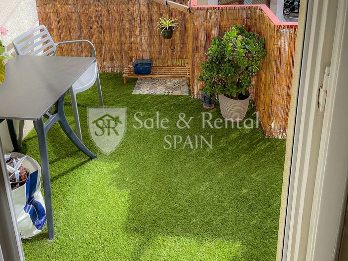 Image No.21-4 Bed Flat for sale