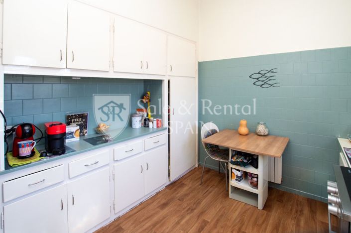 Image No.14-4 Bed Flat for sale