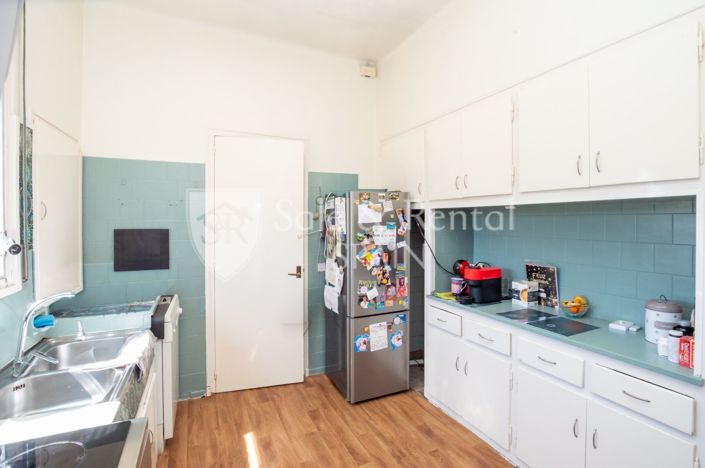 Image No.15-4 Bed Flat for sale