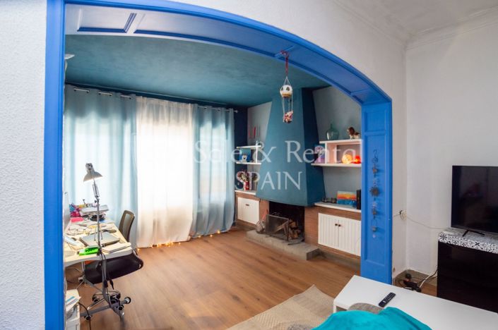 Image No.4-4 Bed Flat for sale