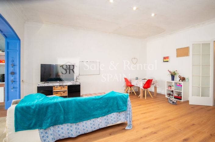 Image No.9-4 Bed Flat for sale