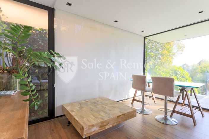 Image No.10-3 Bed Villa for sale