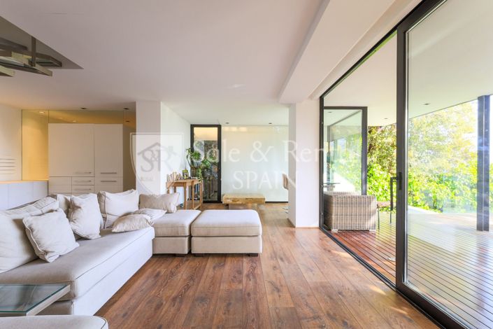 Image No.14-3 Bed Villa for sale
