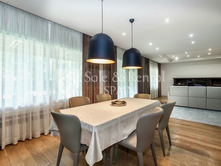 Image No.10-6 Bed Villa for sale