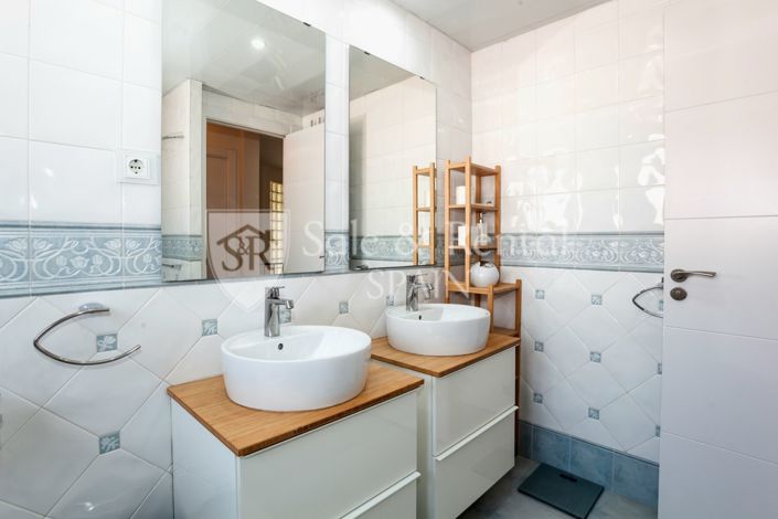 Image No.31-6 Bed Villa for sale