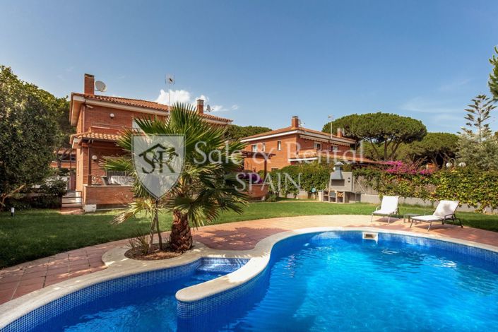 Image No.42-6 Bed Villa for sale