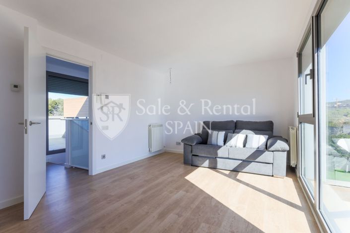 Image No.26-4 Bed Villa for sale